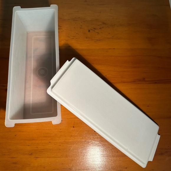 Vintage Tupperware Fridge/Storage Container - Picture 9 of 11